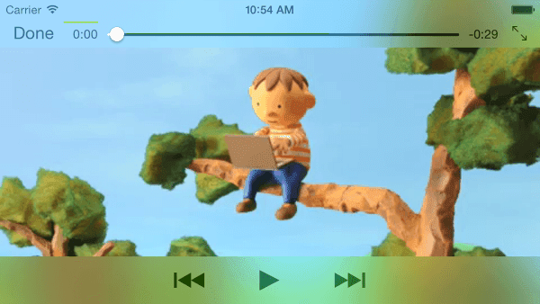 Captura de pantalla de un video que se reproduce en Safari en iPhone, en modo horizontal.